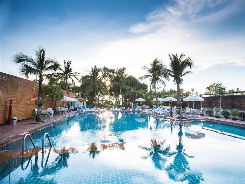 Twin Palms Resort Pattaya, Sha Extra Plus Certified Exterior photo